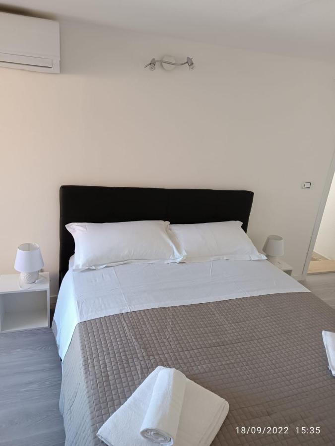Di Fronzo Guest House T Triggiano Exterior photo
