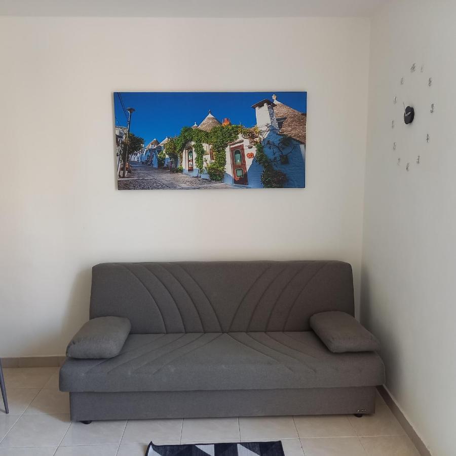 Di Fronzo Guest House T Triggiano Exterior photo